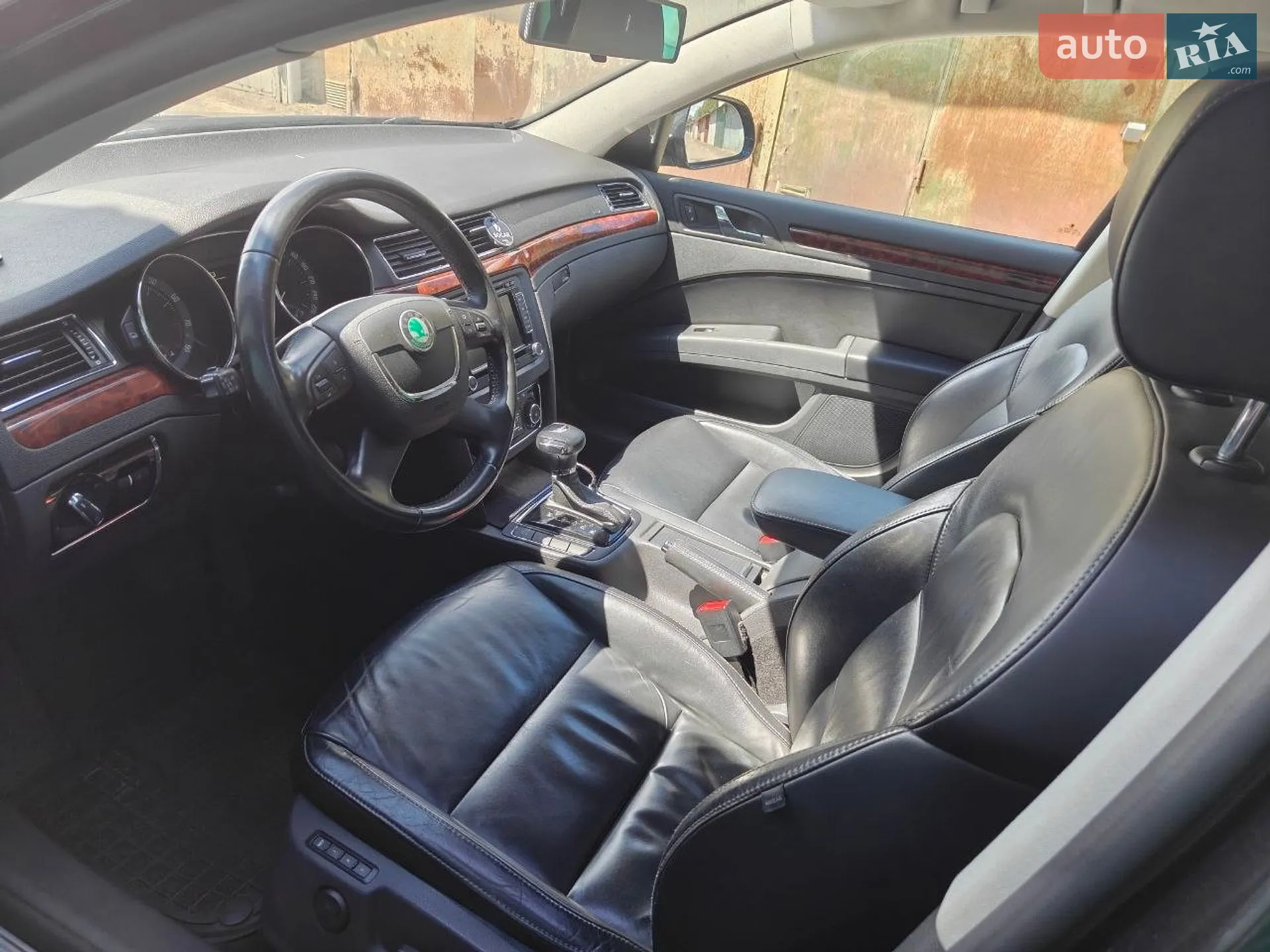 2010 Skoda Superb - мініатюра 84