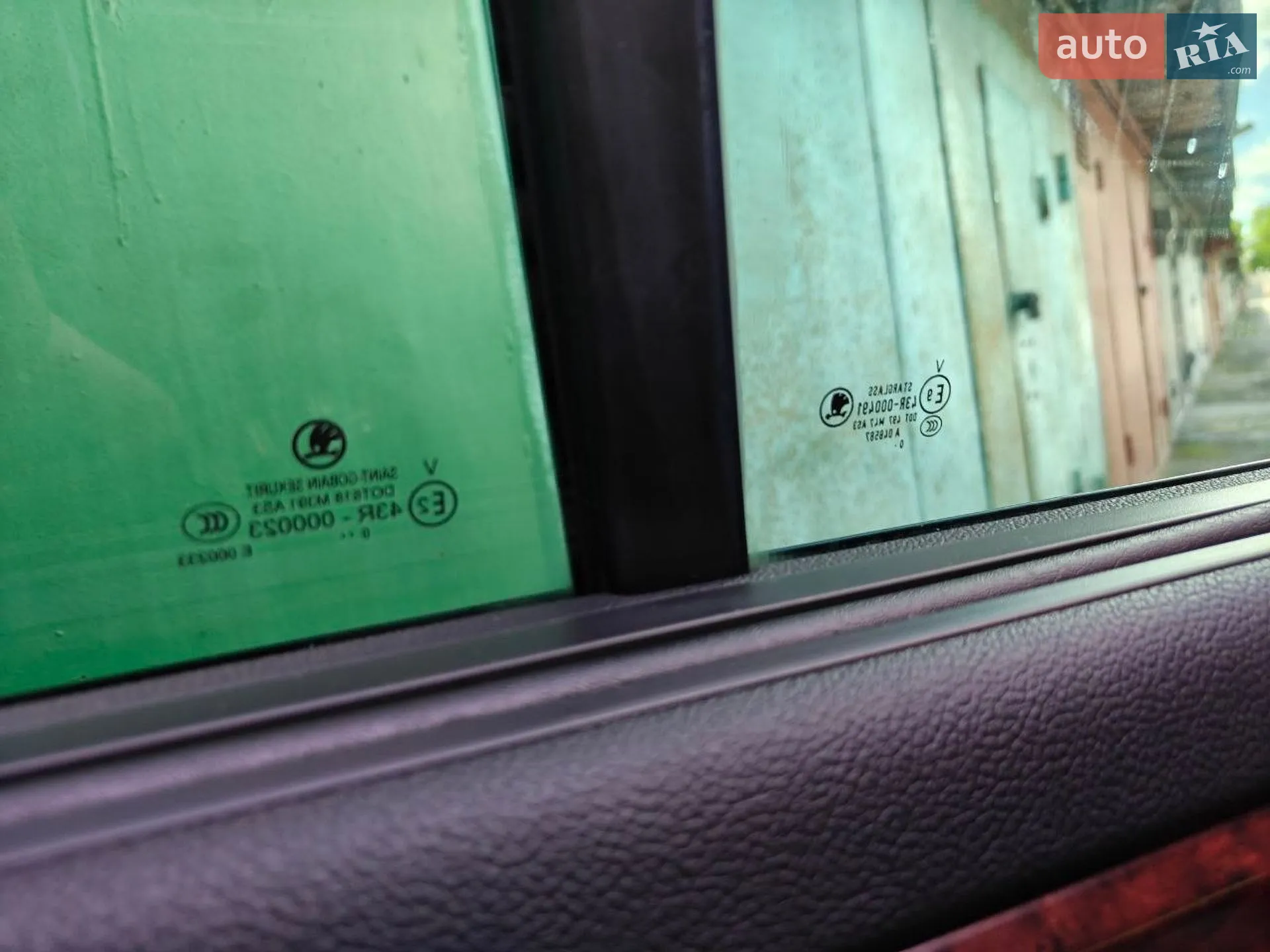 2010 Skoda Superb - мініатюра 100