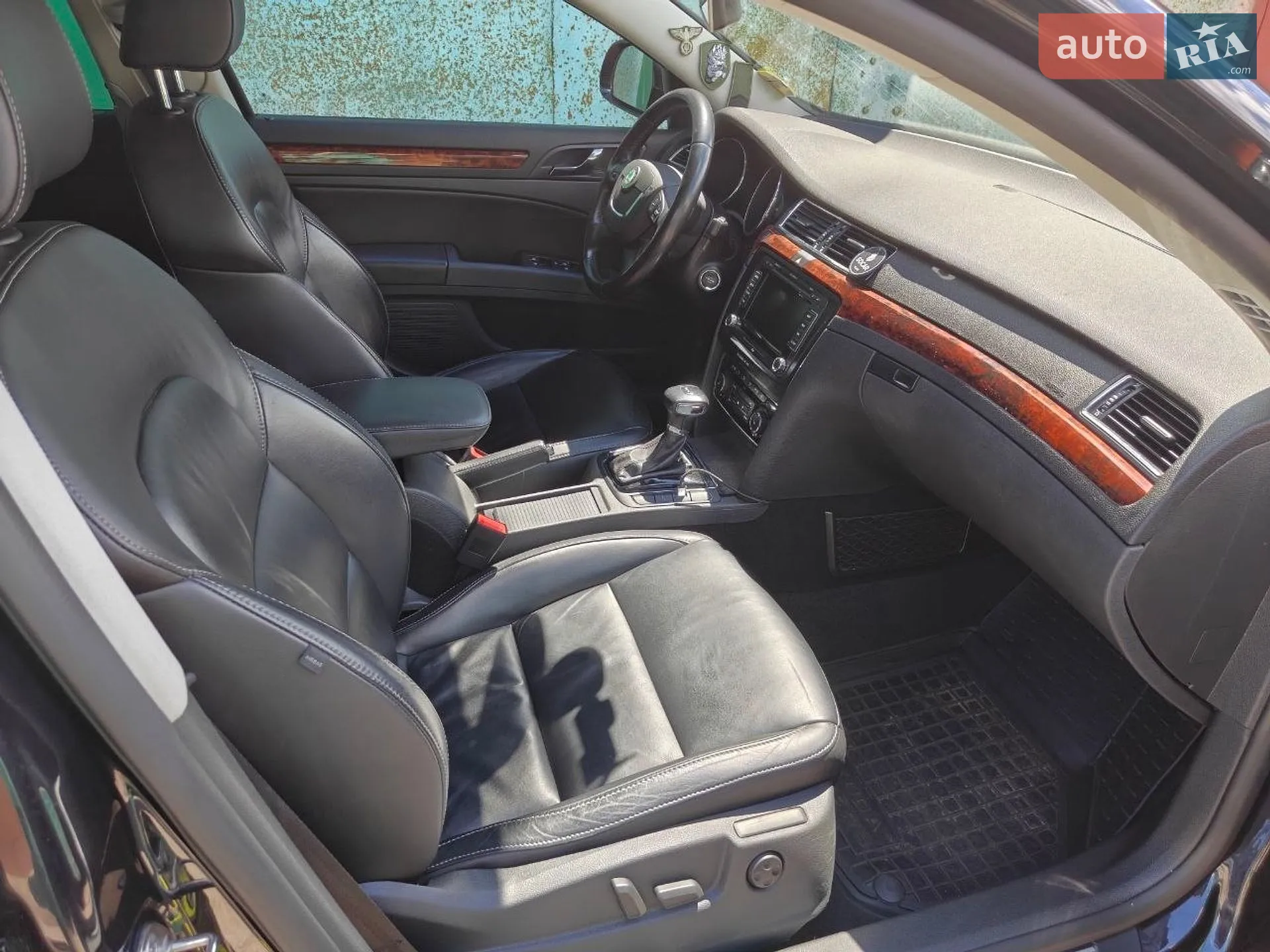2010 Skoda Superb - мініатюра 23