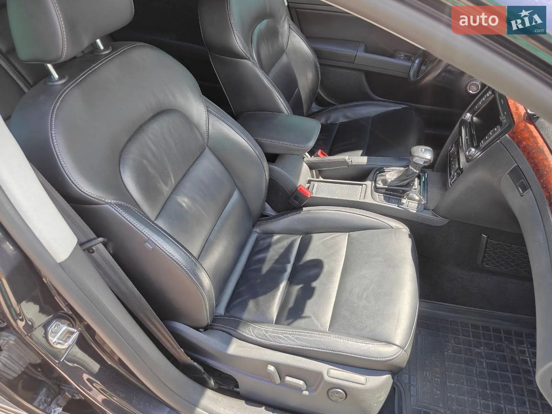 2010 Skoda Superb - мініатюра 70