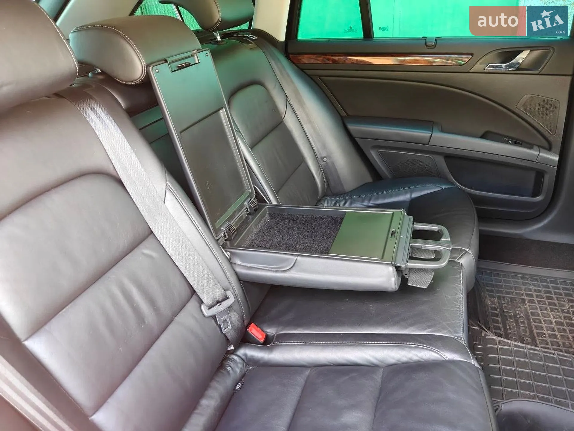 2010 Skoda Superb - мініатюра 77