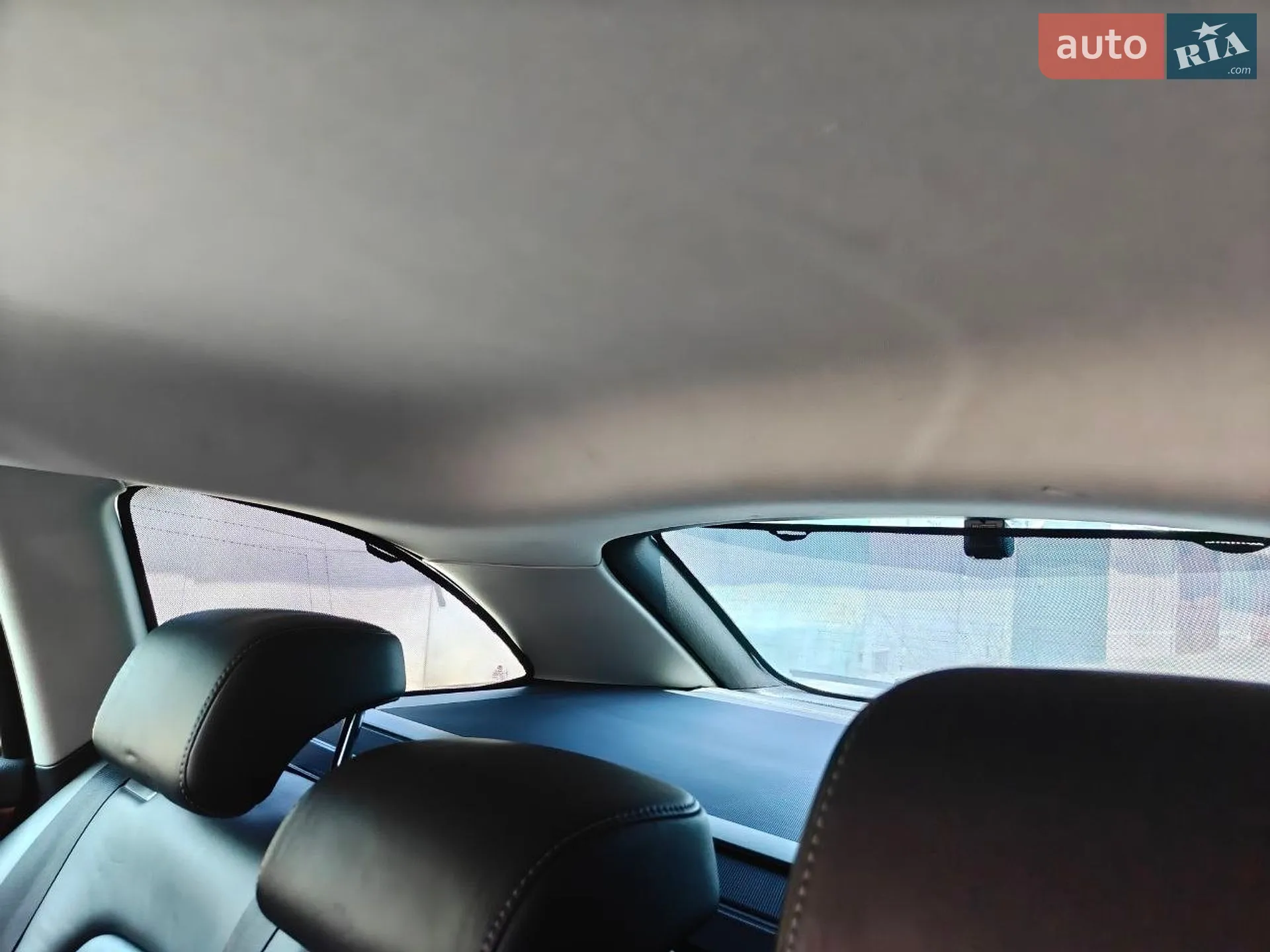 2010 Skoda Superb - мініатюра 97