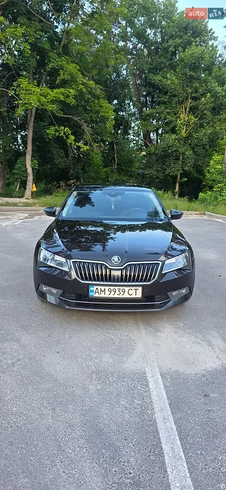 2017 Skoda Superb - мініатюра 11