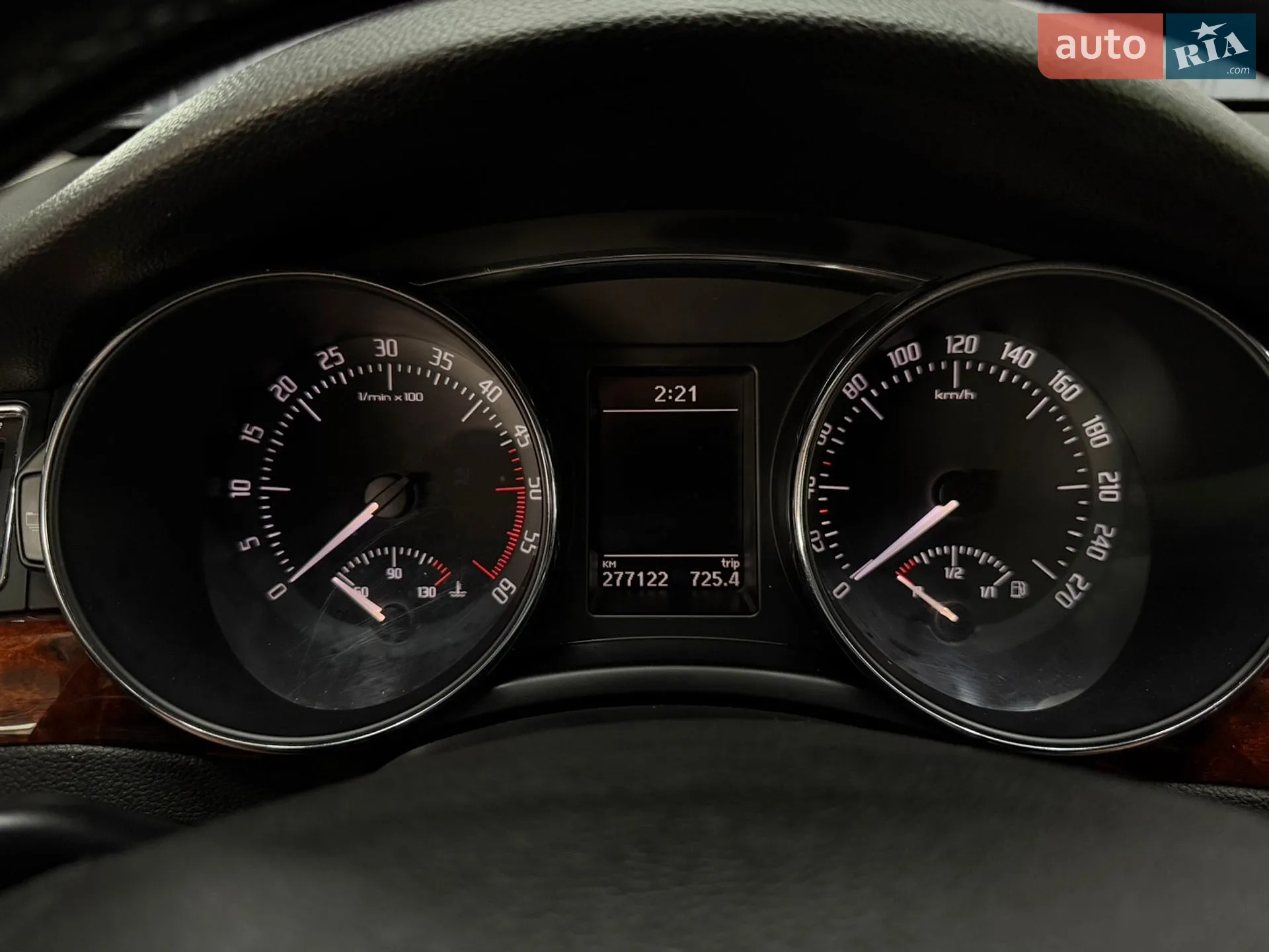 2010 Skoda Superb - мініатюра 37