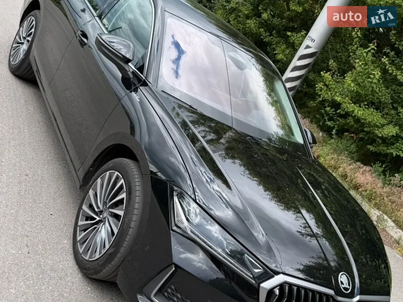 Skoda Superb 2025