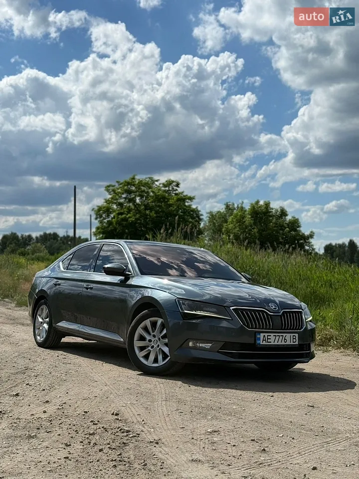 2017 Skoda Superb - мініатюра 20