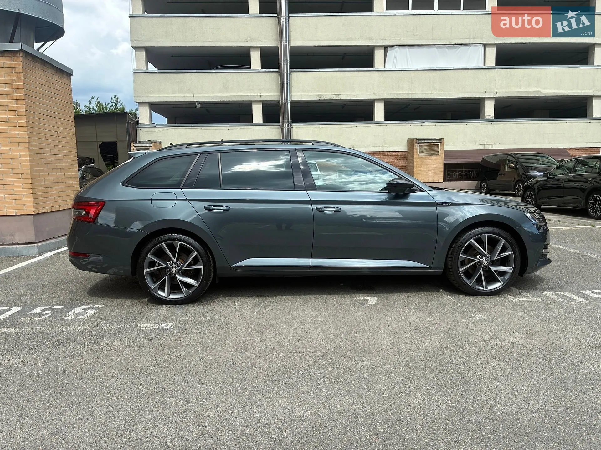 2021 Skoda Superb - мініатюра 17