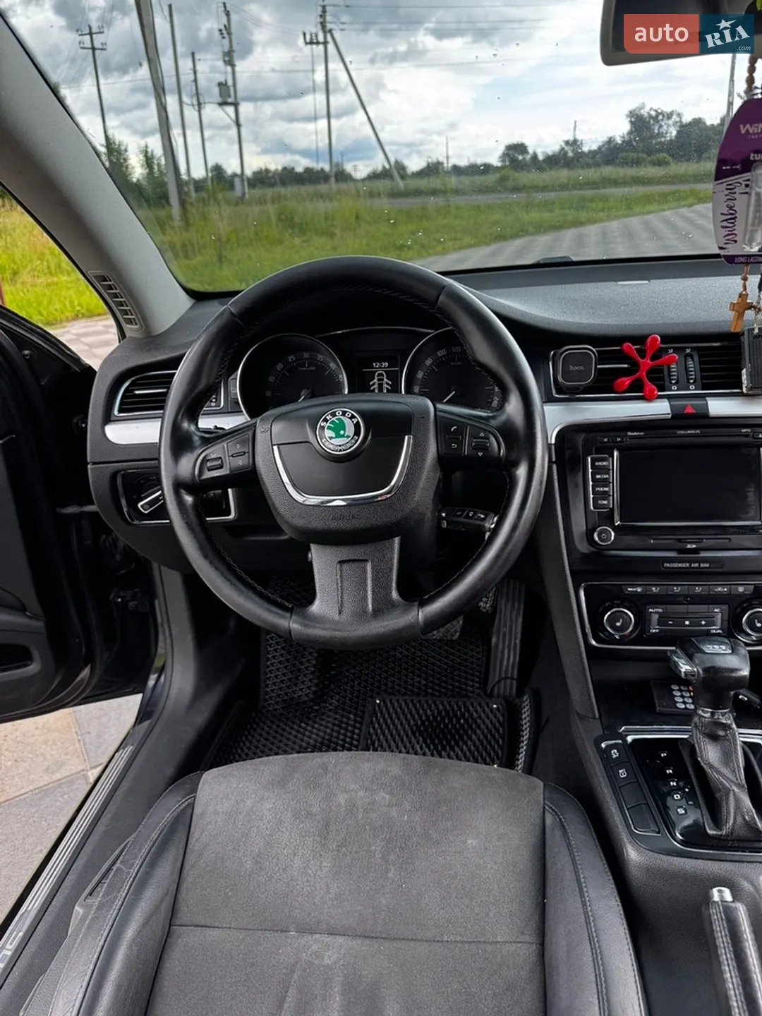 2010 Skoda Superb - мініатюра 32