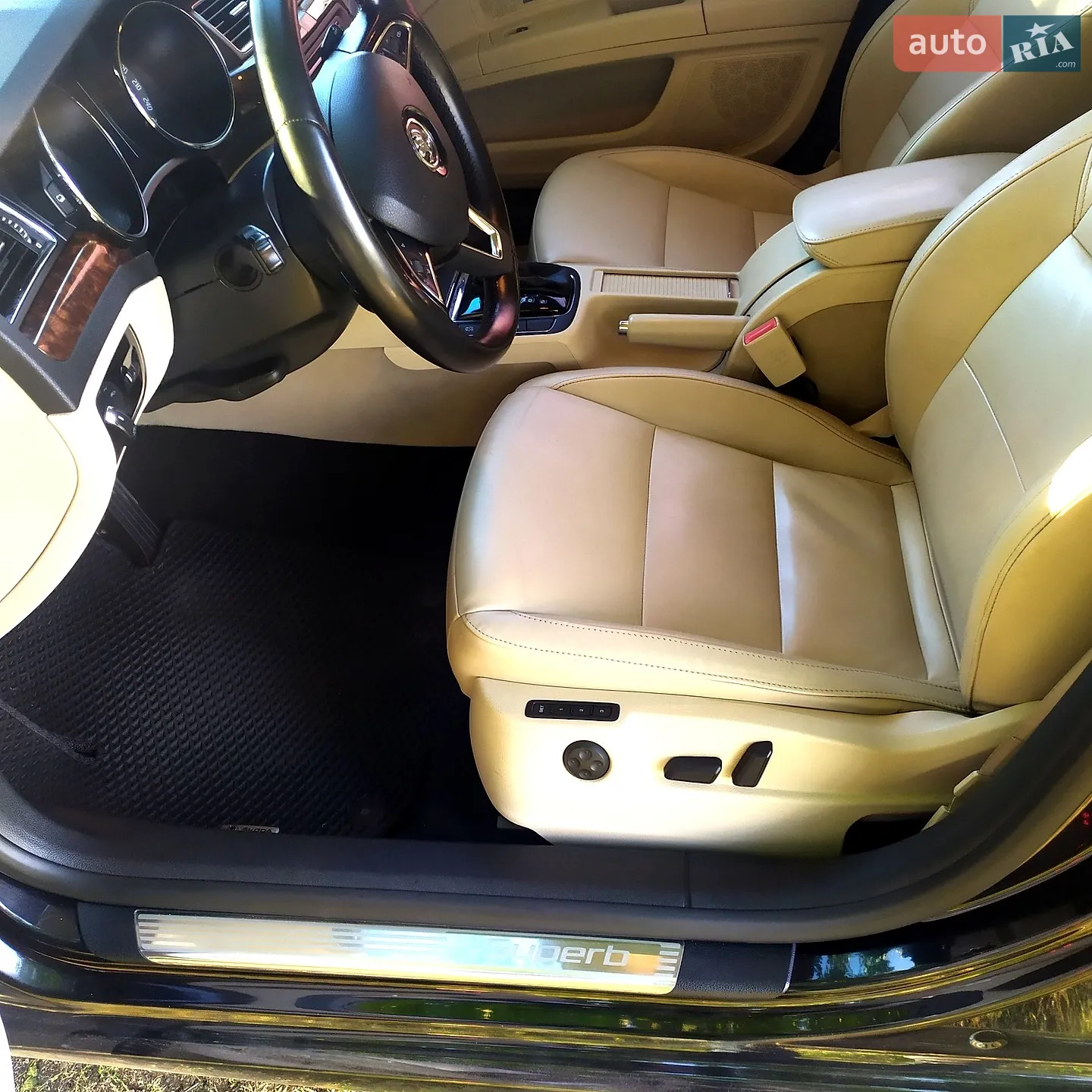 2014 Skoda Superb - мініатюра 17