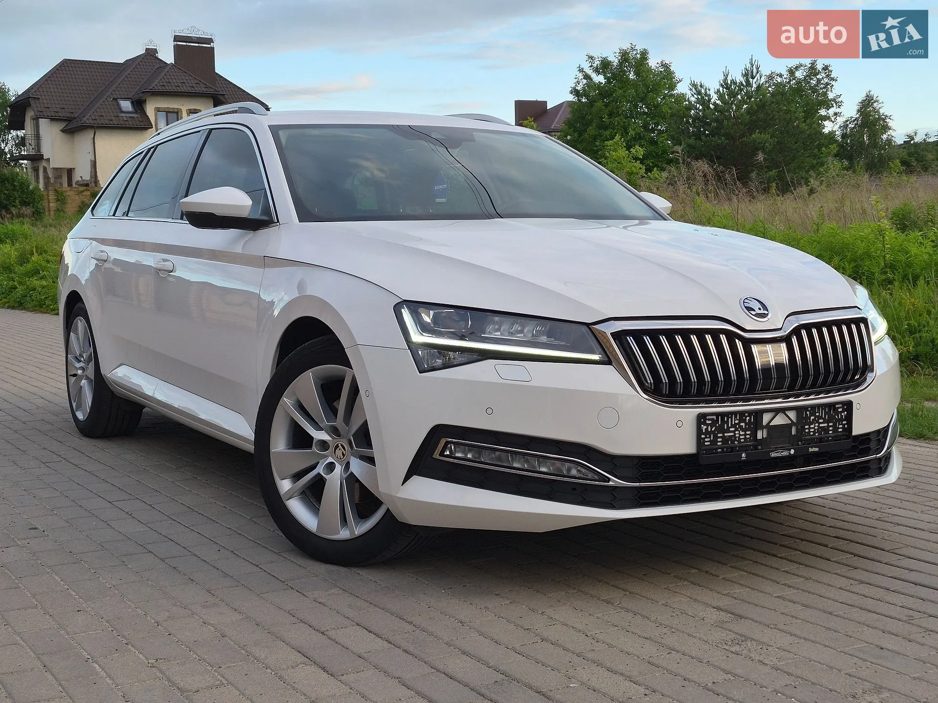 2020 Skoda Superb - мініатюра 3