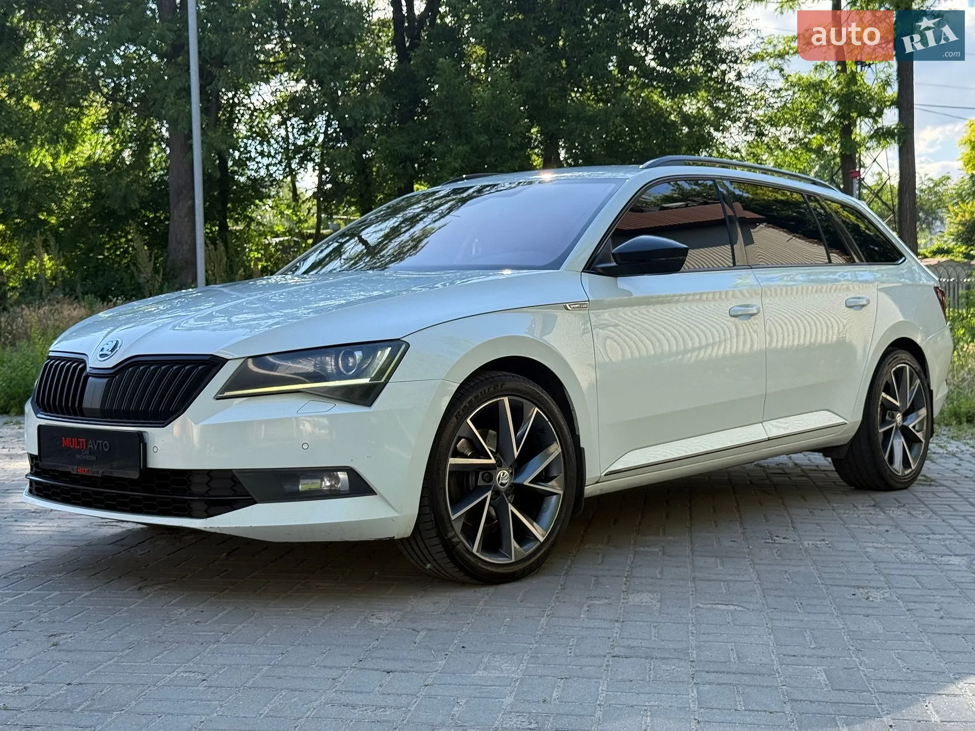 2017 Skoda Superb - фото 1