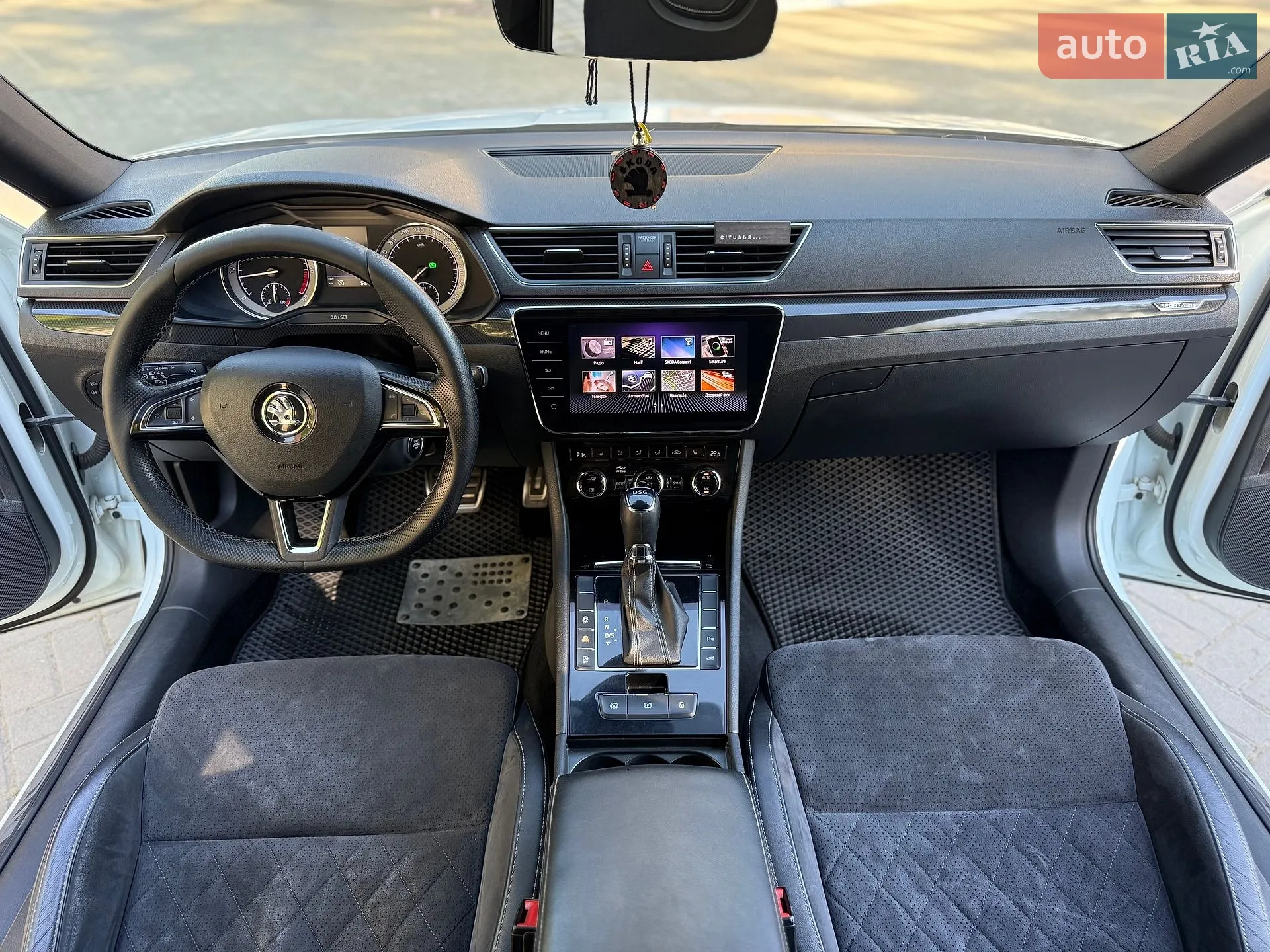 2017 Skoda Superb - мініатюра 25