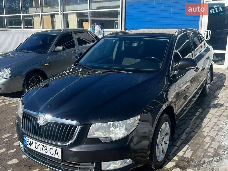 Skoda Superb 2011