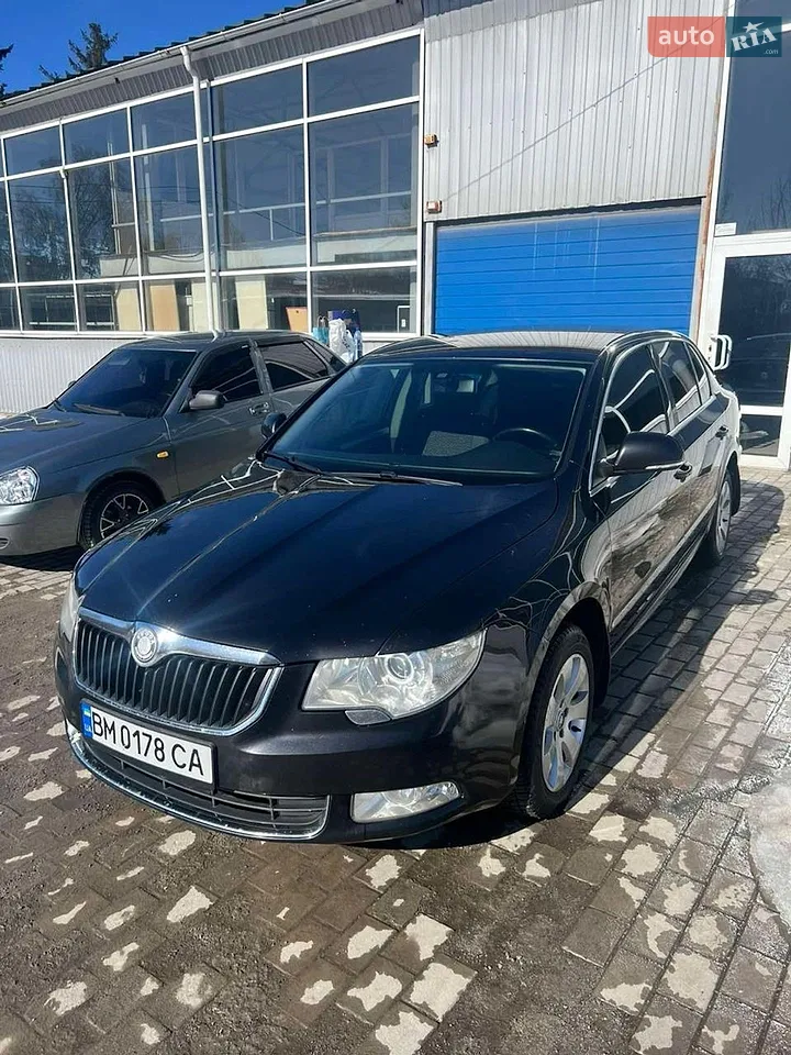 2011 Skoda Superb - мініатюра 10