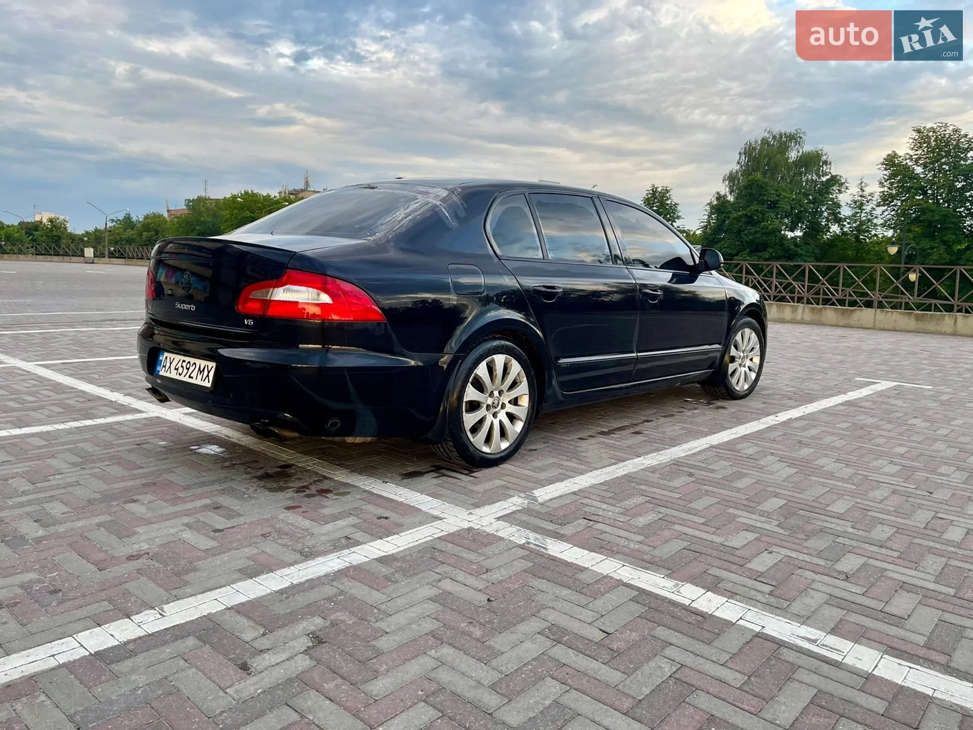 2011 Skoda Superb - мініатюра 3