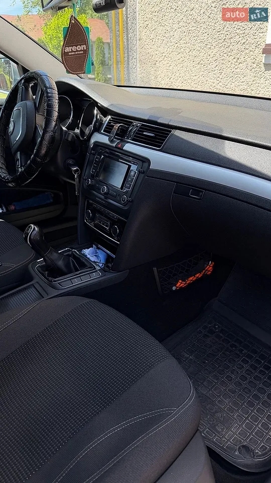 2012 Skoda Superb - мініатюра 18