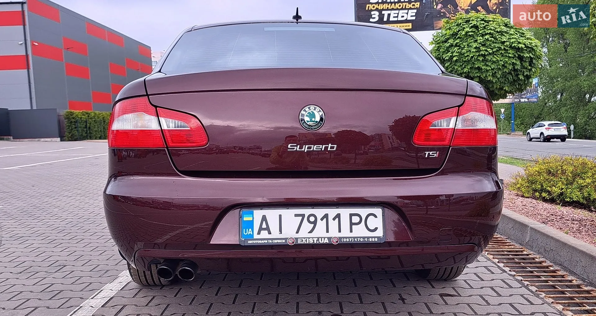 2010 Skoda Superb - мініатюра 12