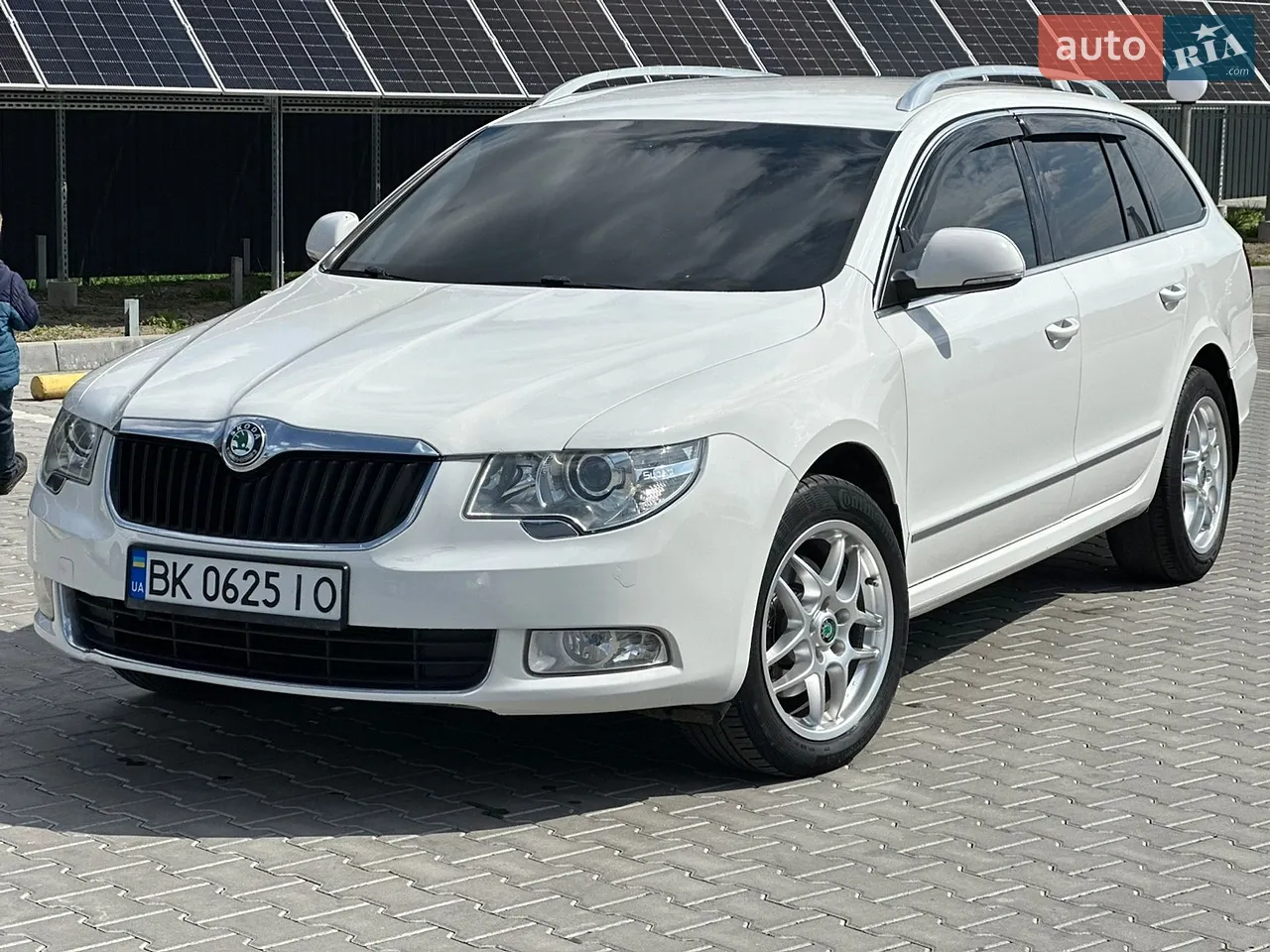 2010 Skoda Superb - мініатюра 48