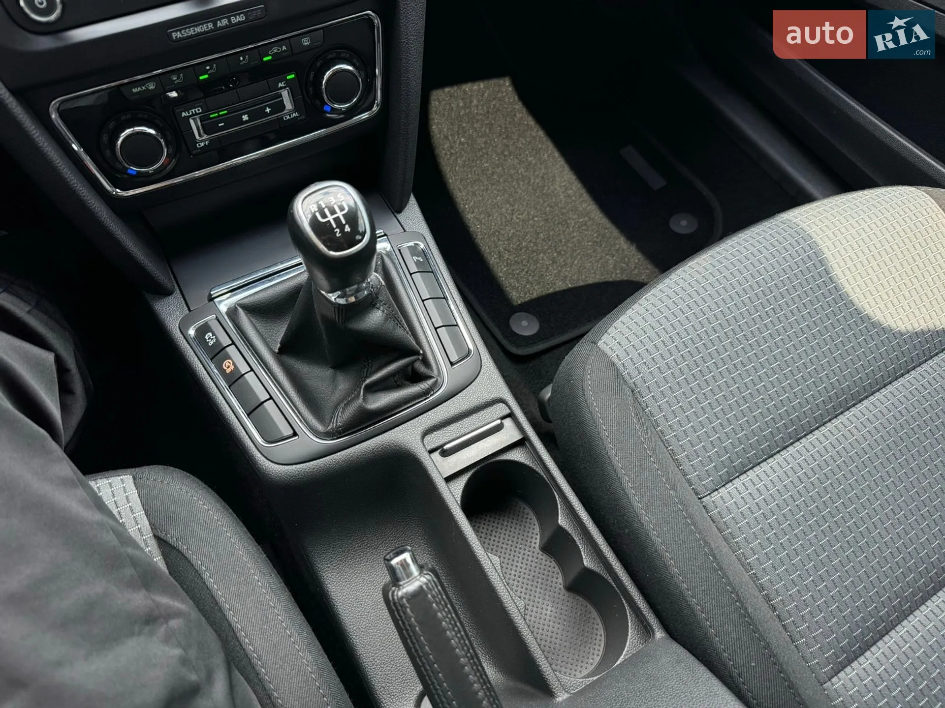 2013 Skoda Superb - мініатюра 19