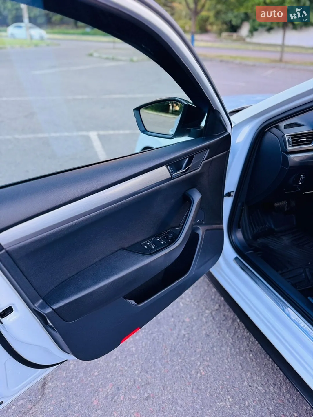 2016 Skoda Superb - мініатюра 13