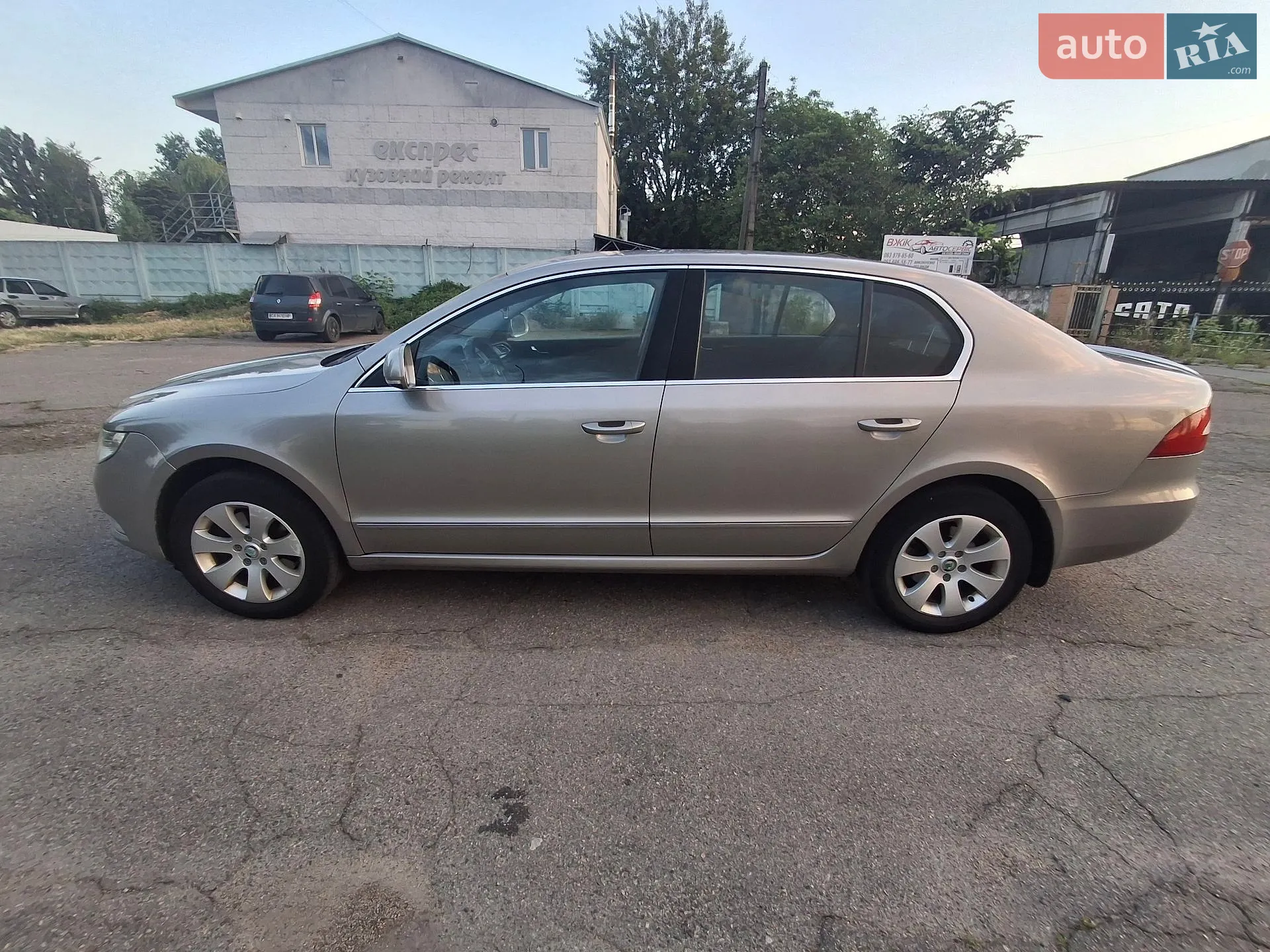 2012 Skoda Superb - мініатюра 12