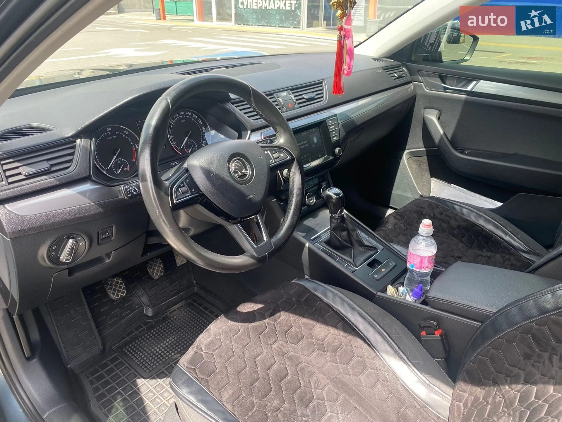 2016 Skoda Superb - мініатюра 23