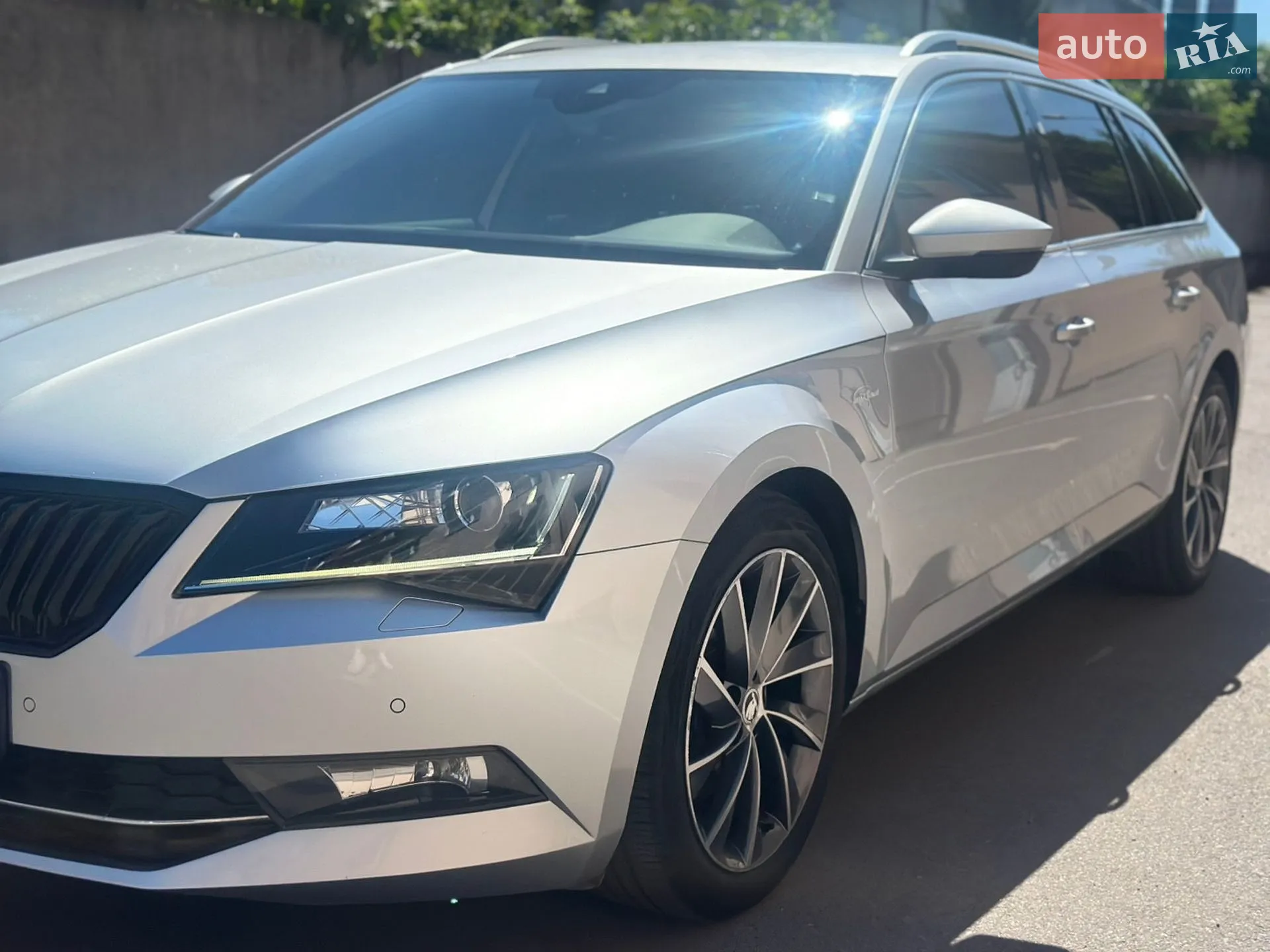 2017 Skoda Superb - мініатюра 13