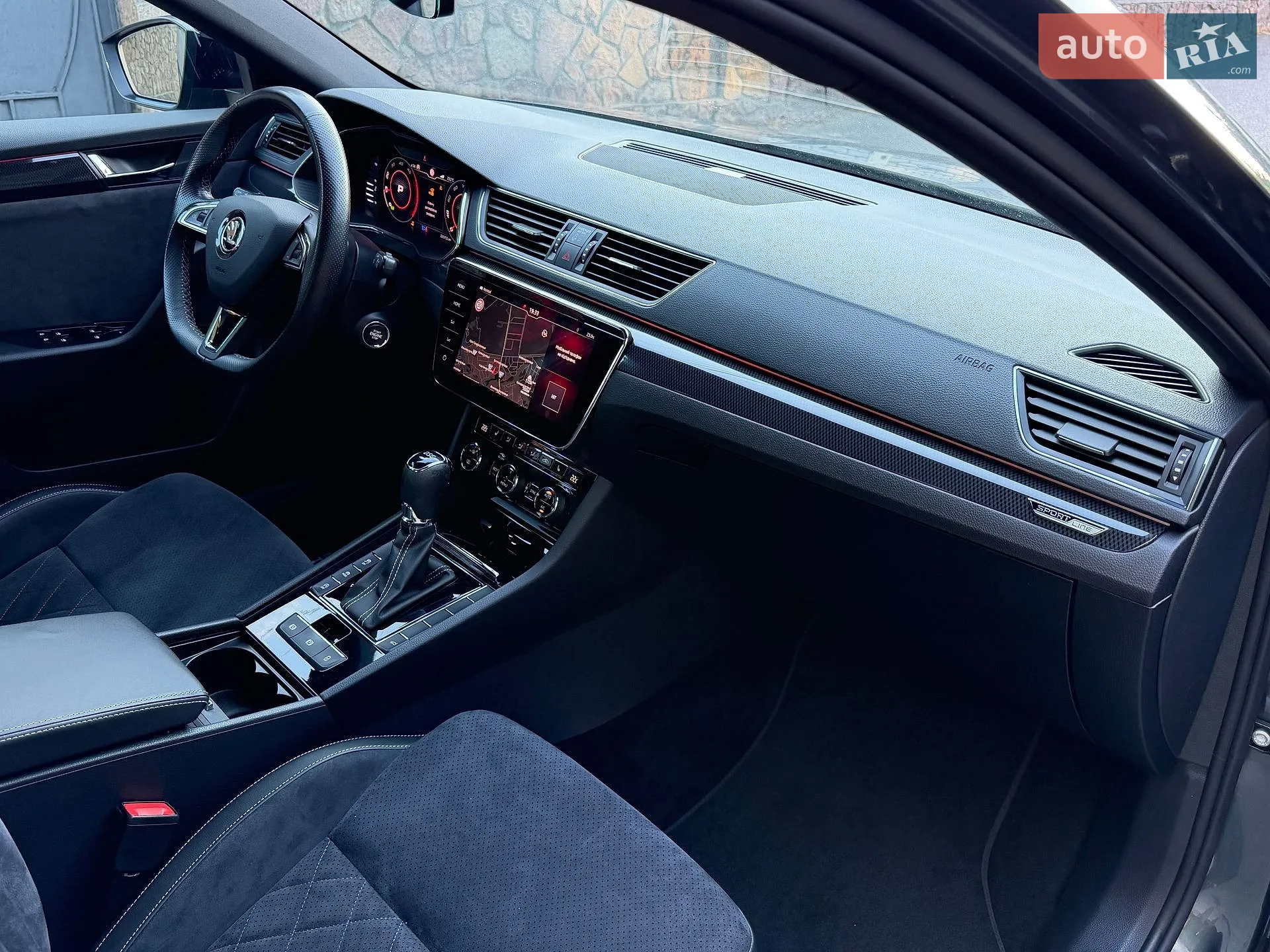 2019 Skoda Superb - мініатюра 18