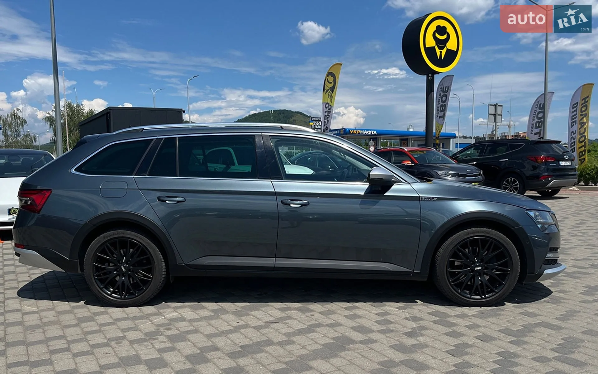 2020 Skoda Superb - мініатюра 8