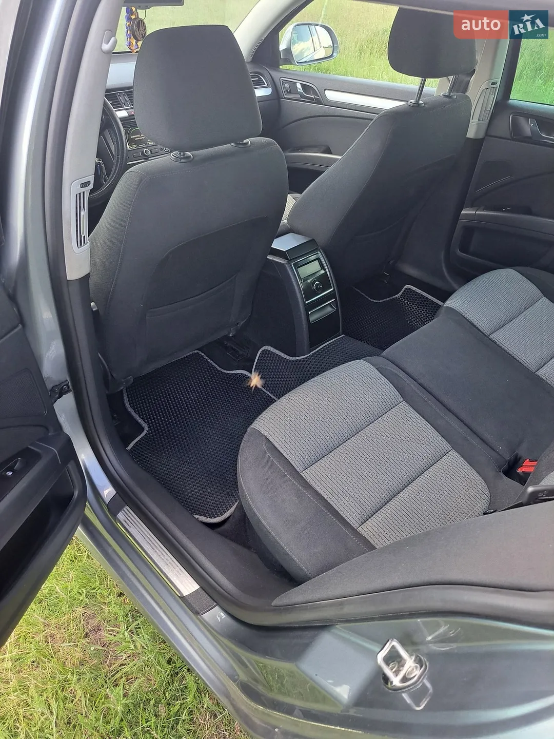 2012 Skoda Superb - мініатюра 3