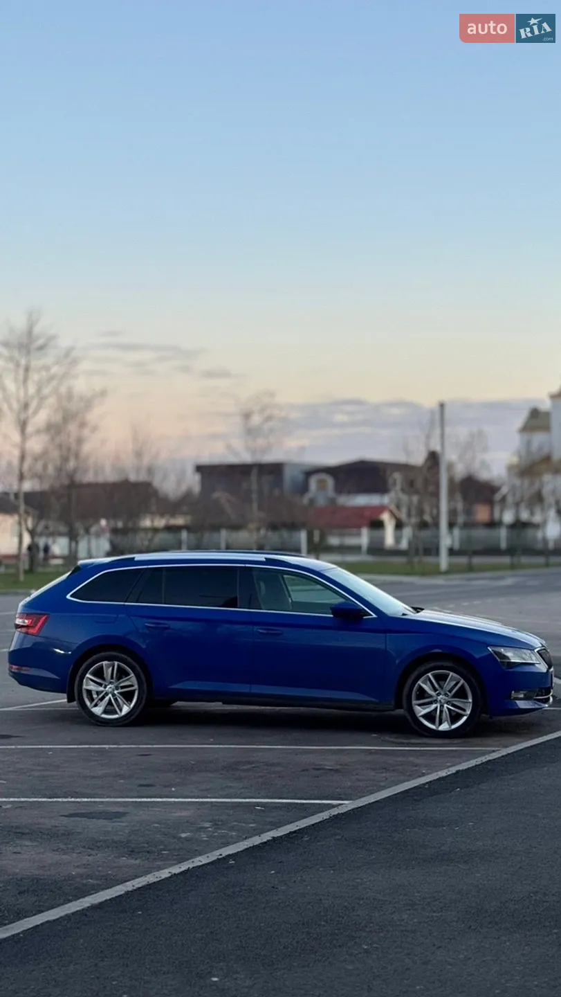 2019 Skoda Superb - мініатюра 3