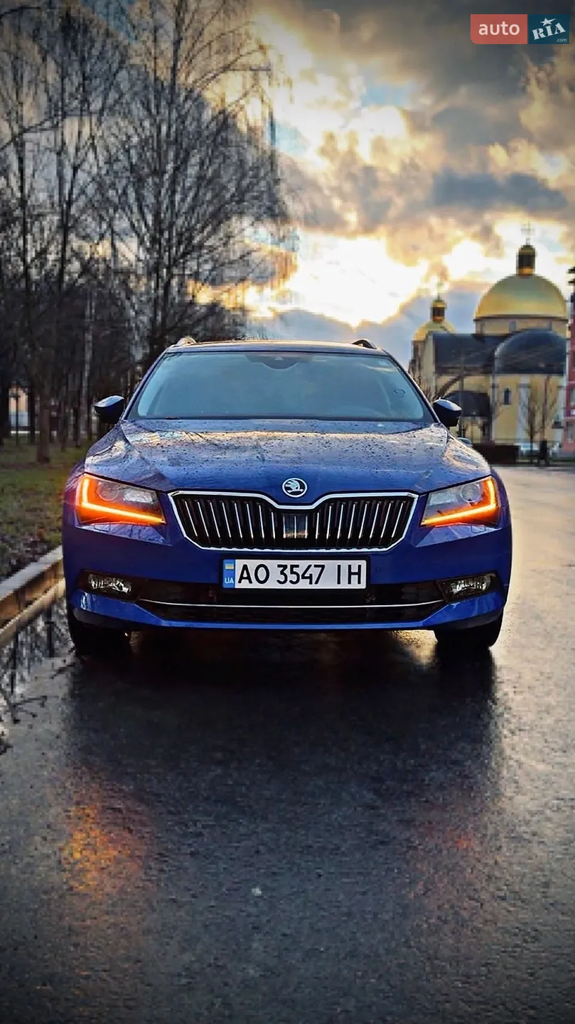 2019 Skoda Superb - фото 1
