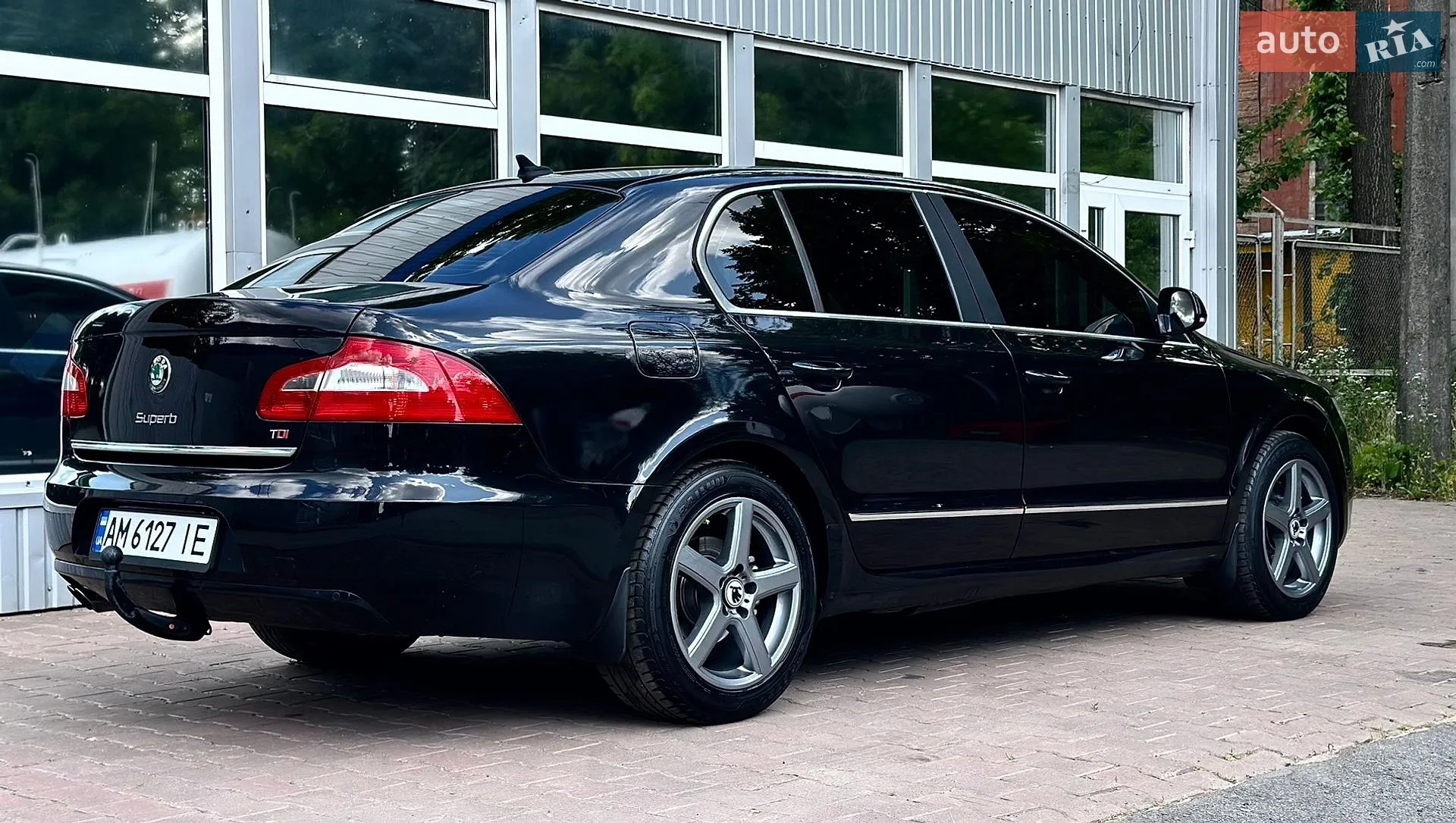 2011 Skoda Superb - мініатюра 13