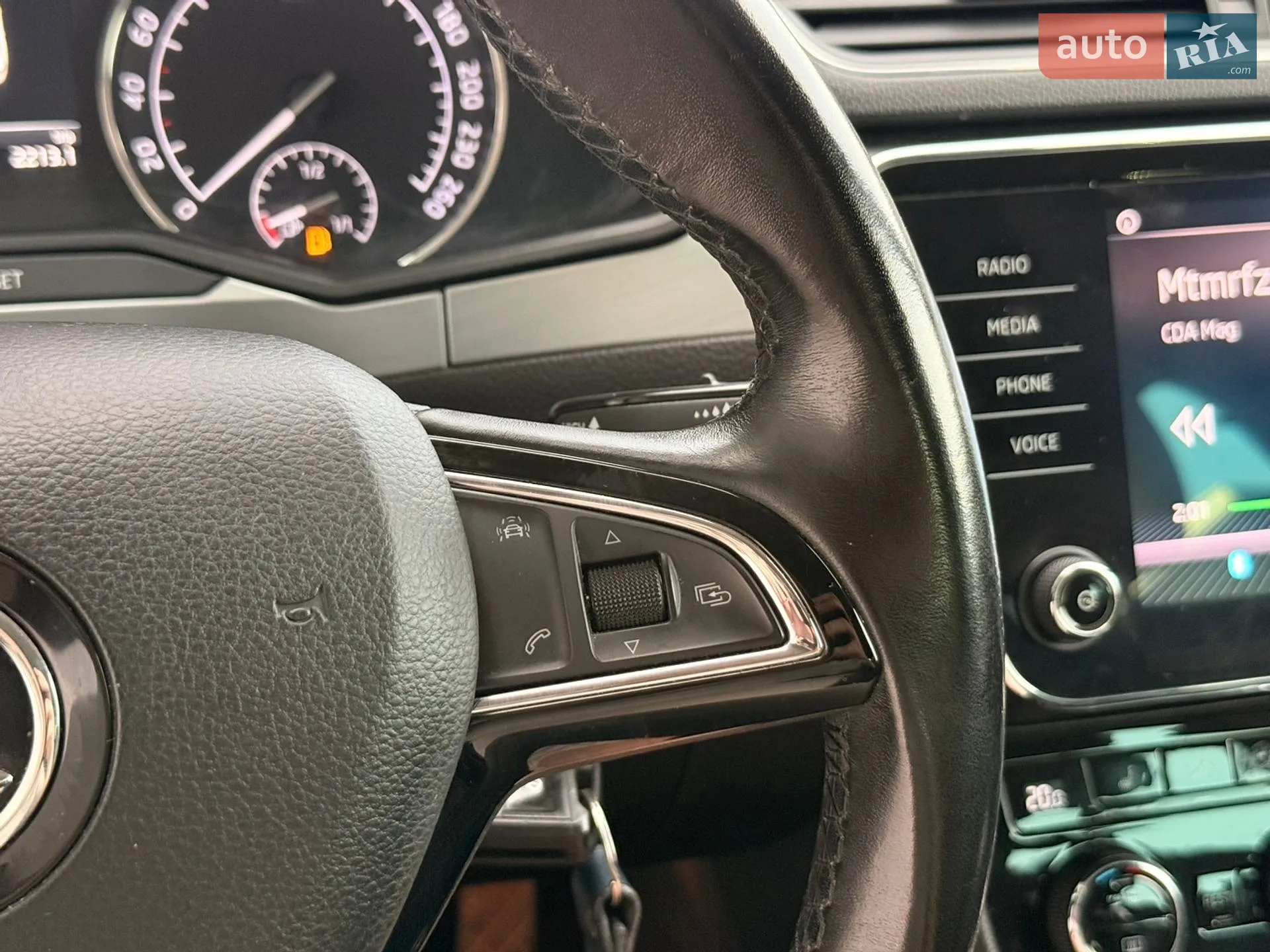 2017 Skoda Superb - мініатюра 27
