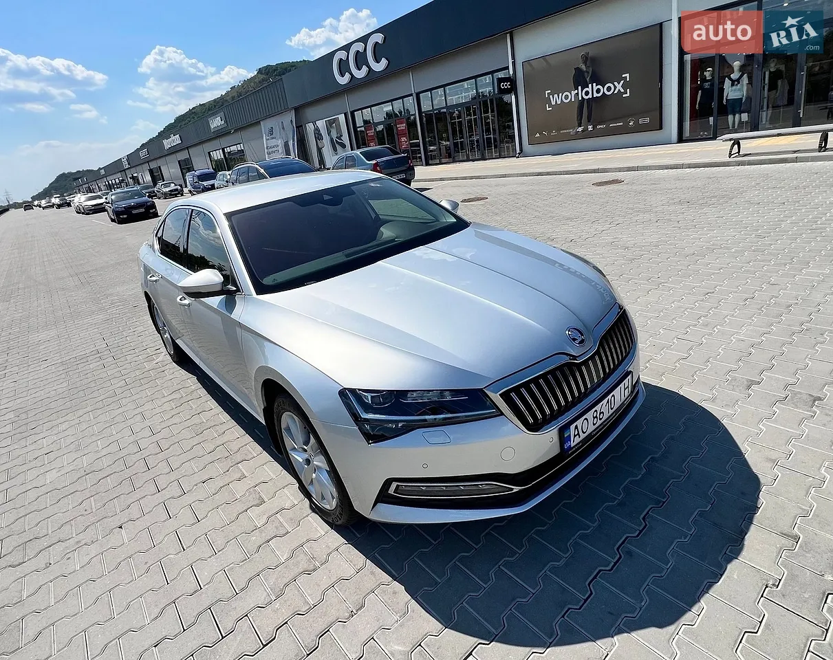 2019 Skoda Superb - мініатюра 8
