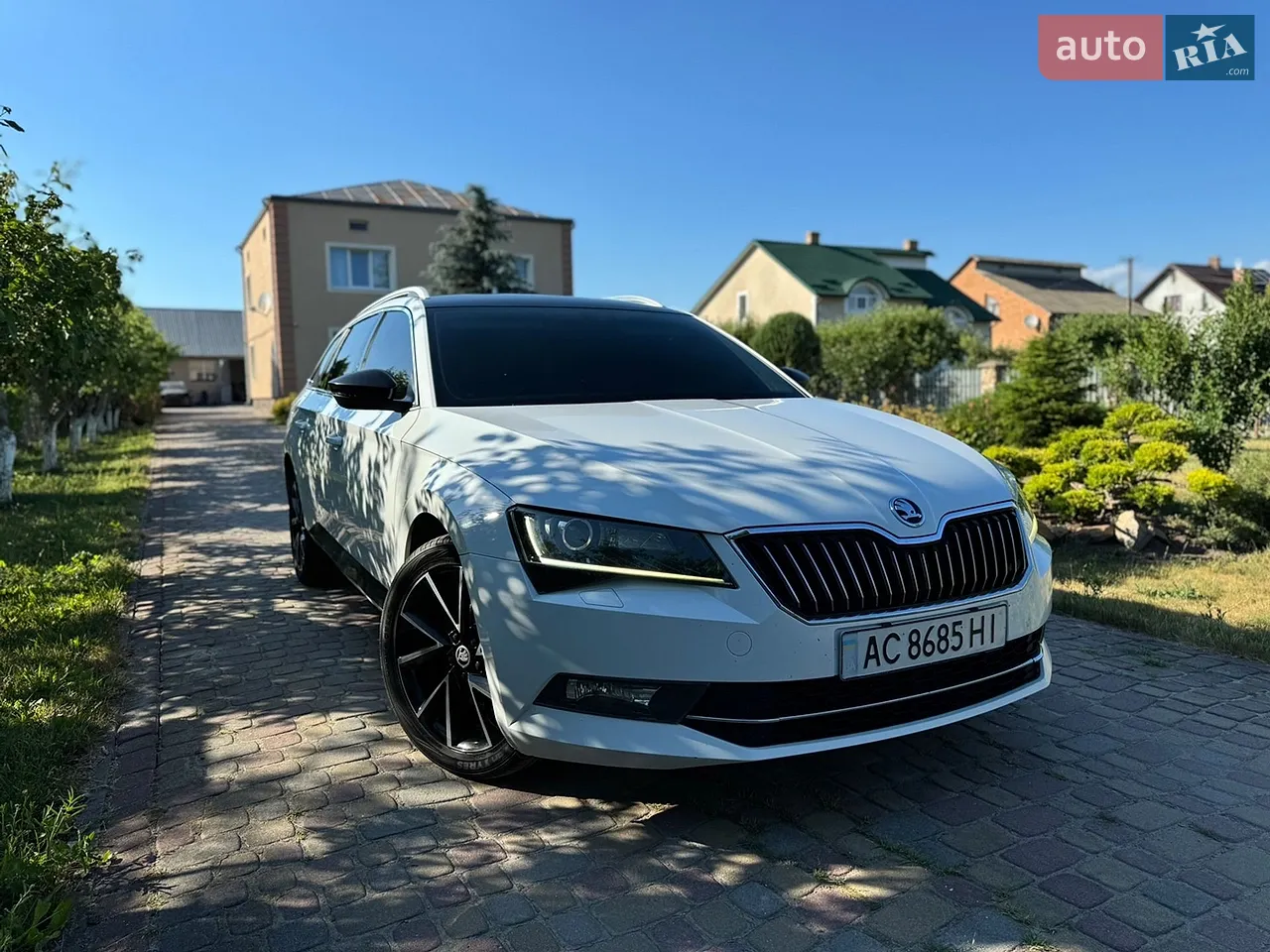 2016 Skoda Superb - мініатюра 14