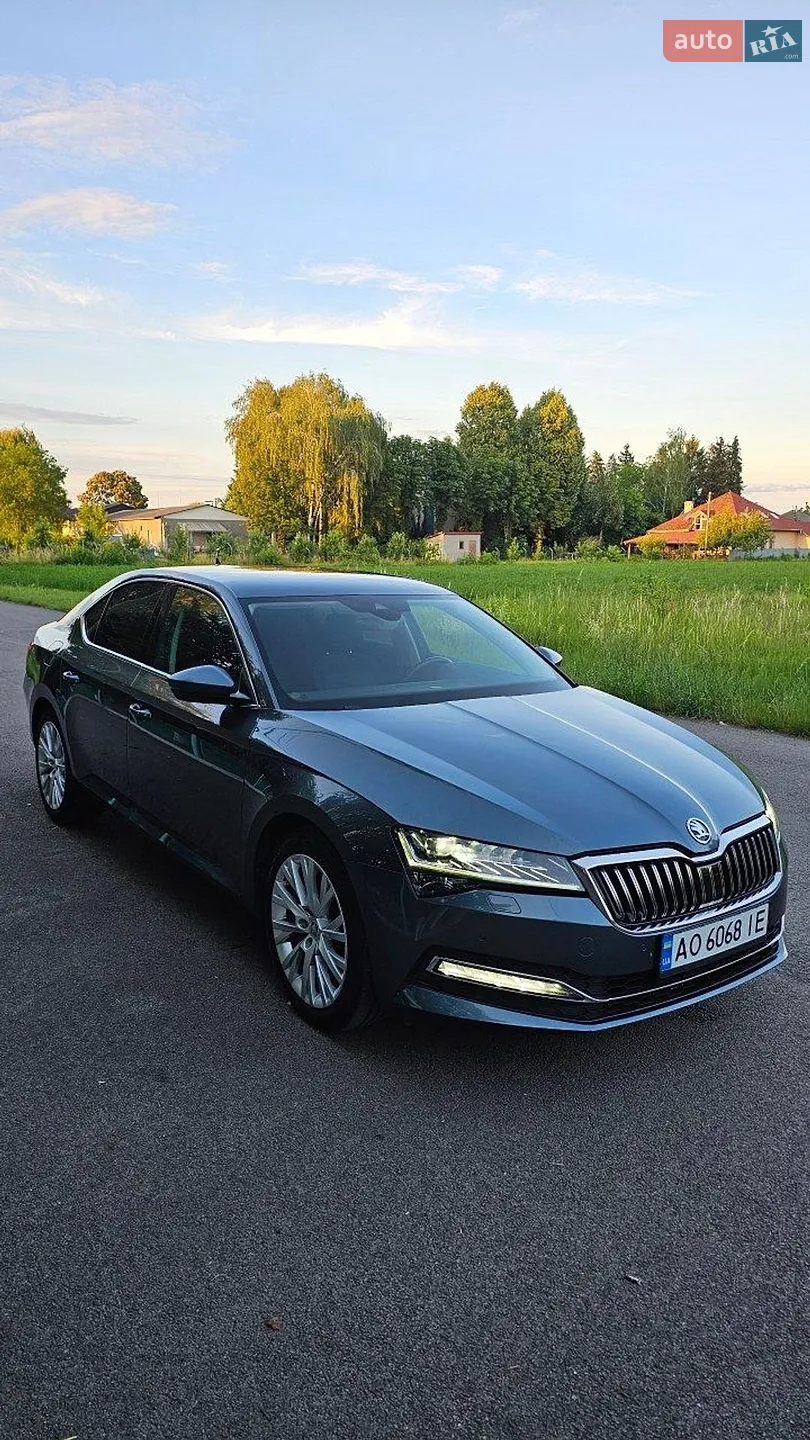 2020 Skoda Superb - фото 1
