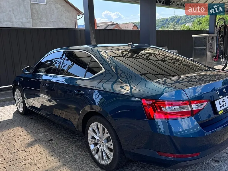 Skoda Superb 2021