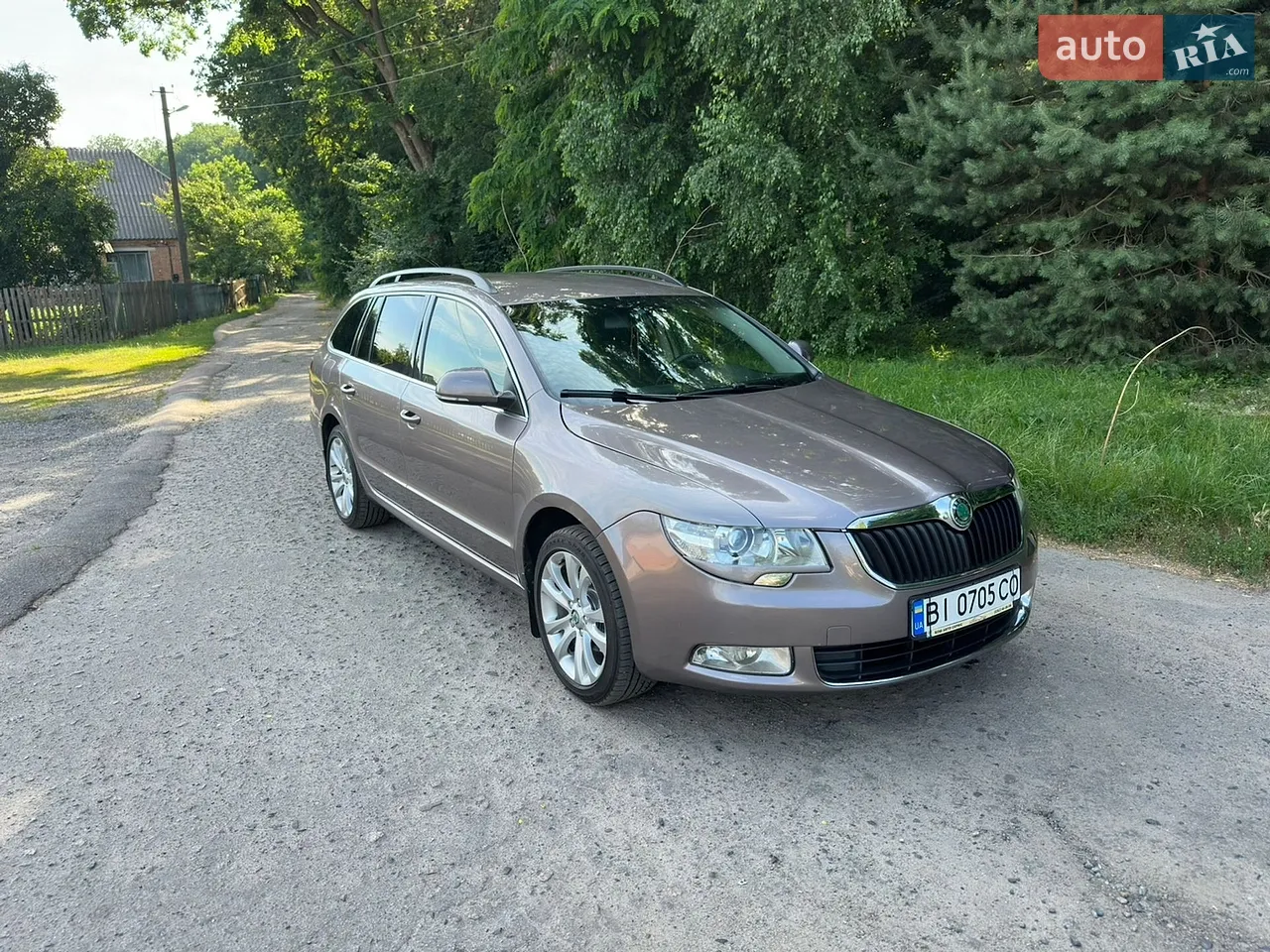 2010 Skoda Superb - мініатюра 41