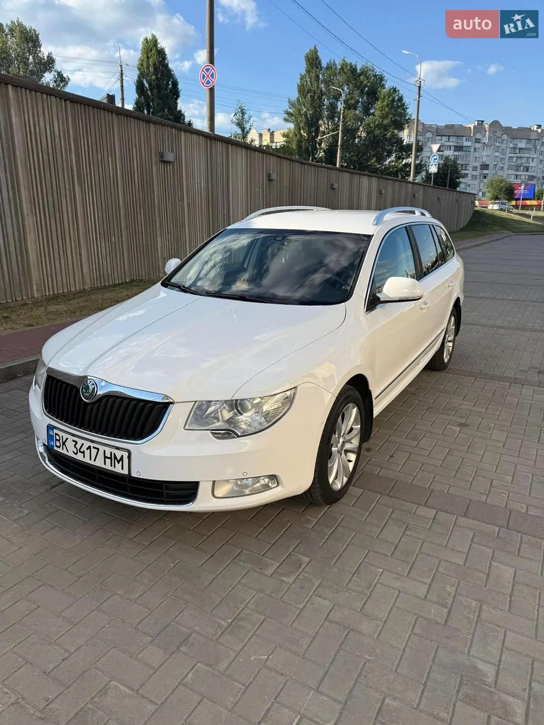 2011 Skoda Superb - мініатюра 4