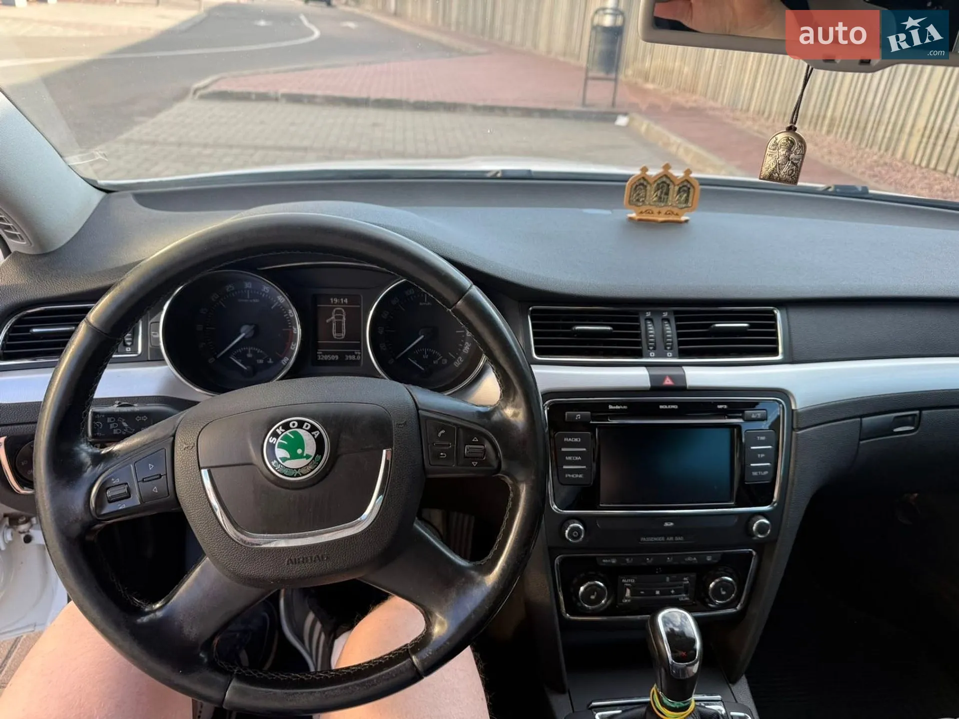2011 Skoda Superb - мініатюра 24