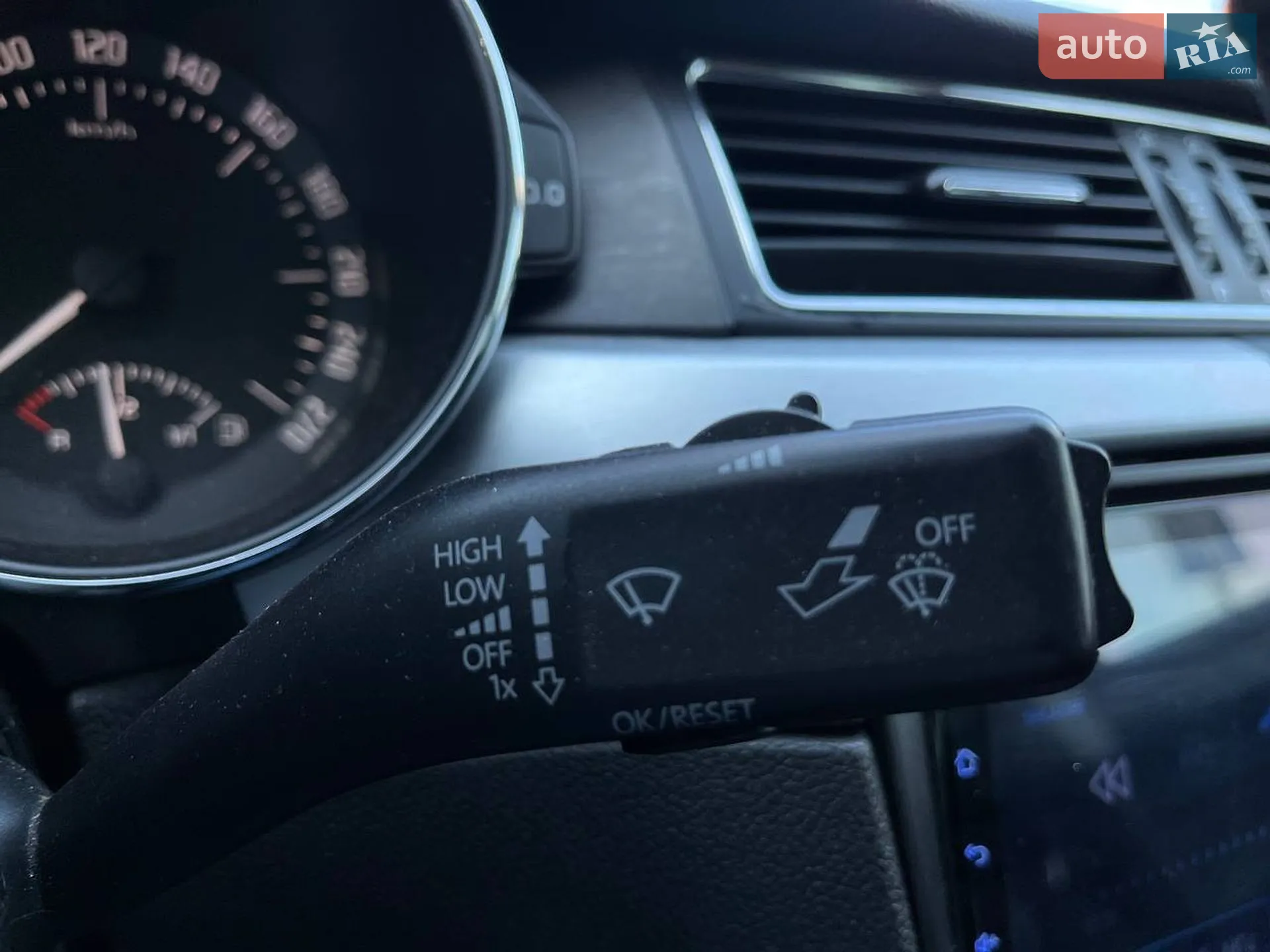 2014 Skoda Superb - мініатюра 22