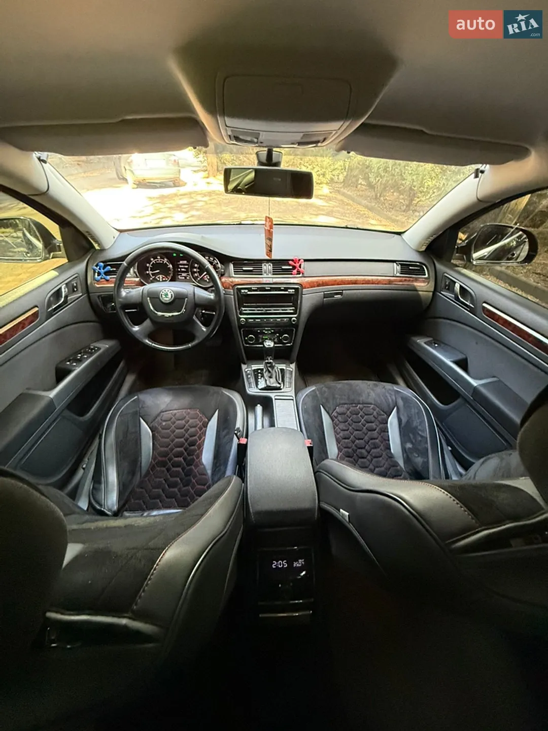 2013 Skoda Superb - мініатюра 15