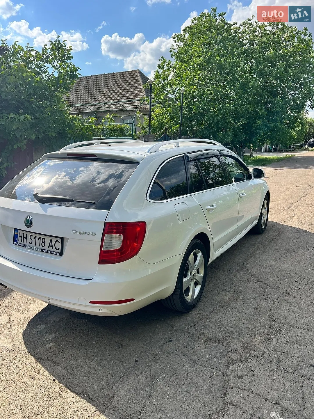 2011 Skoda Superb - мініатюра 4