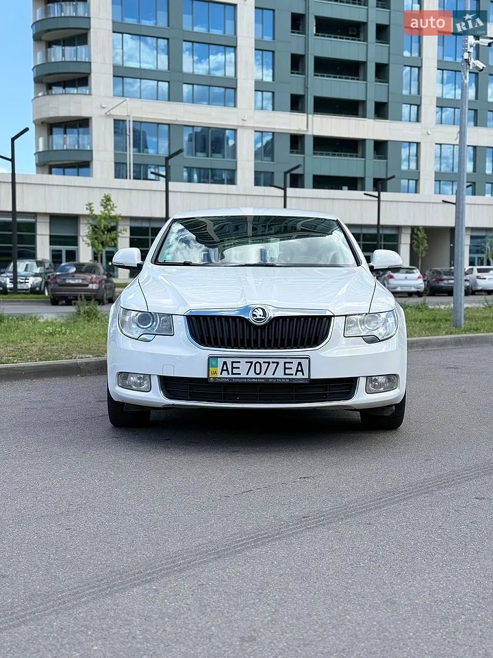 2013 Skoda Superb - мініатюра 21