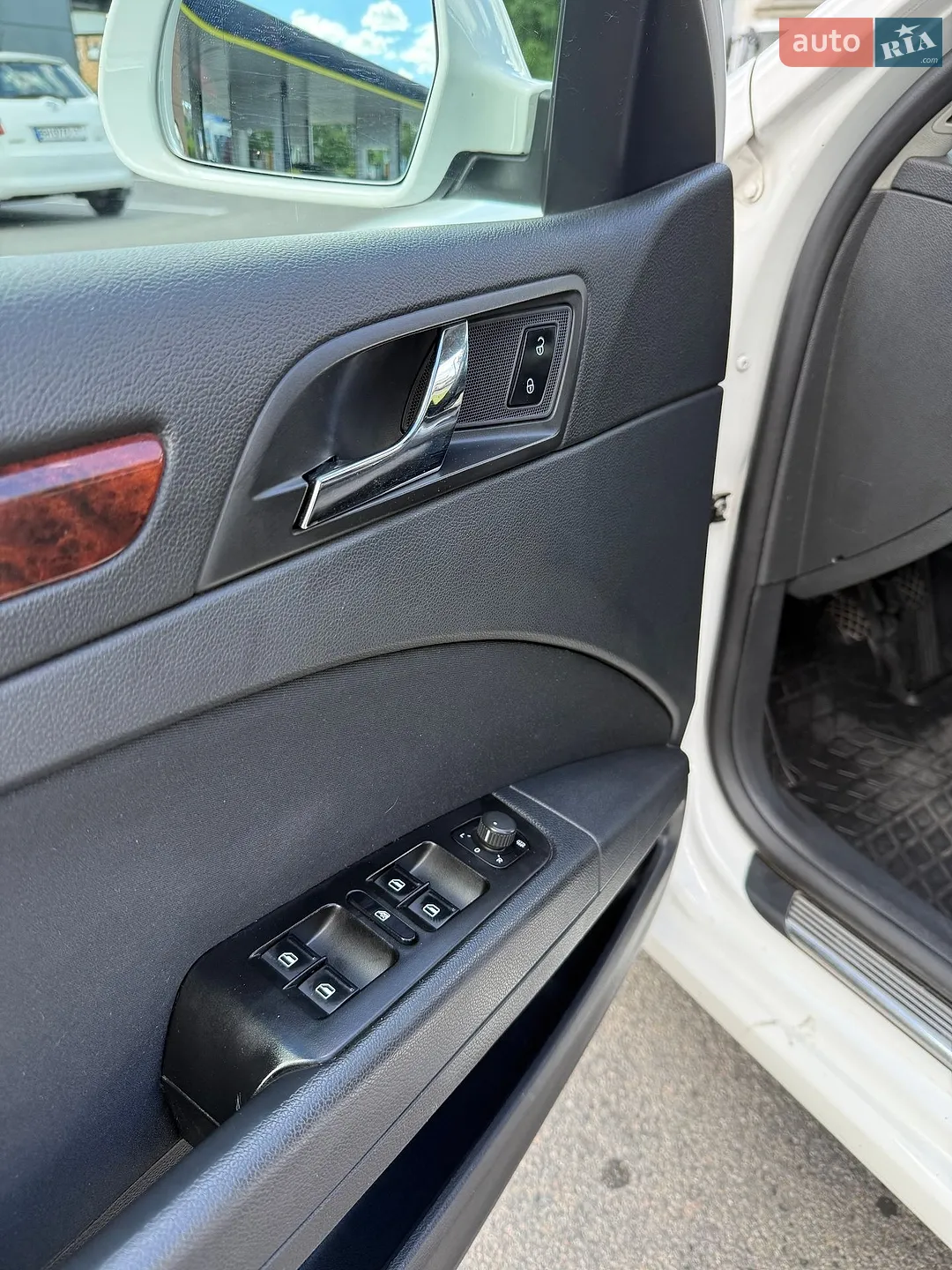 2013 Skoda Superb - мініатюра 21