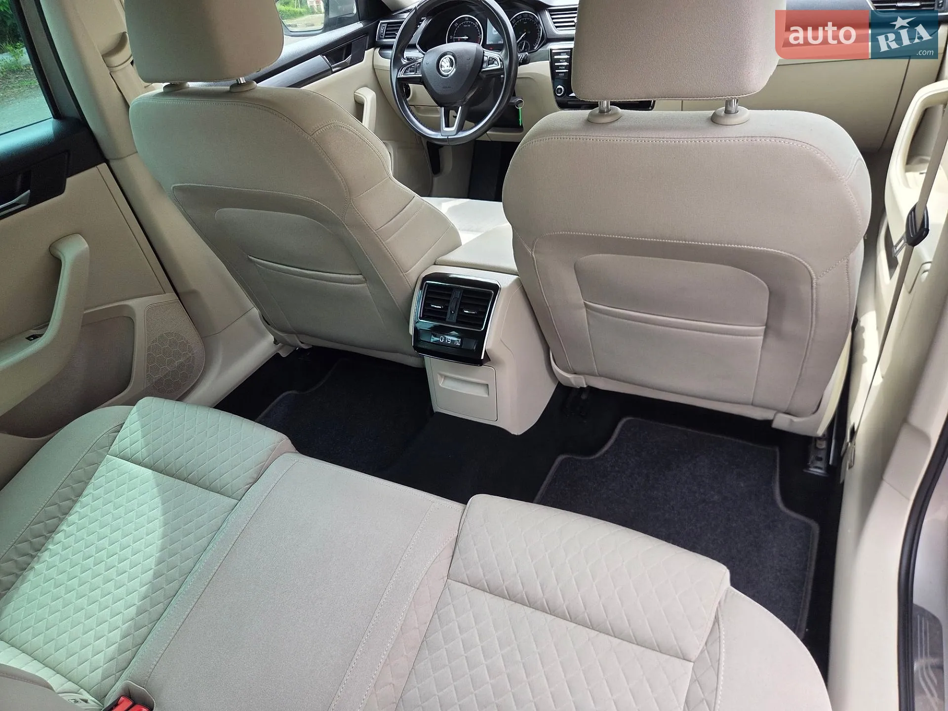 2016 Skoda Superb - мініатюра 24