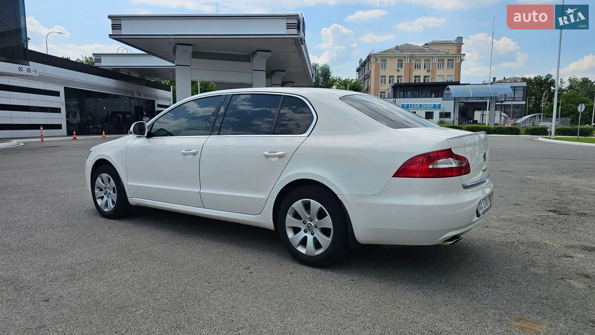 2013 Skoda Superb - мініатюра 5