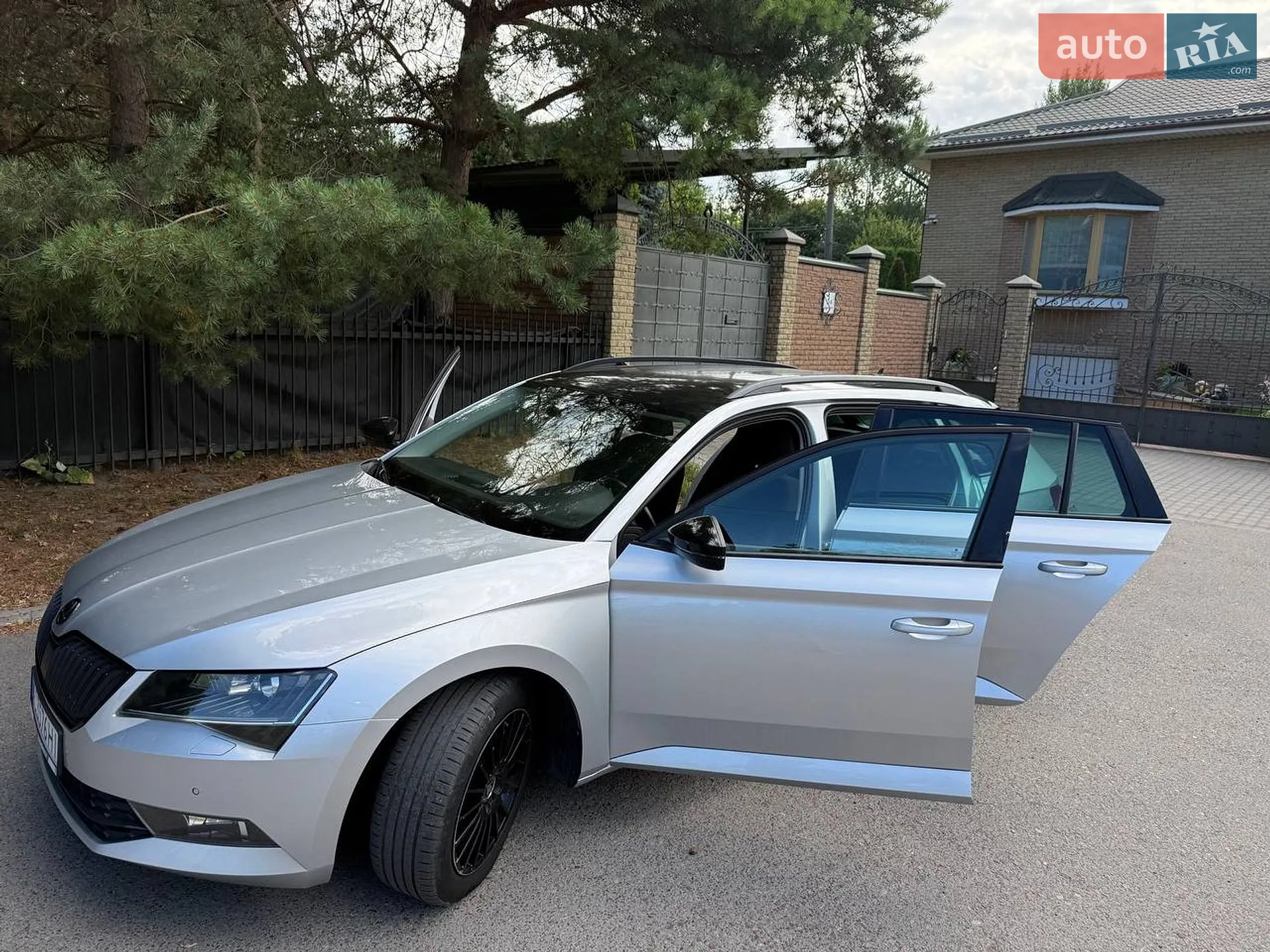2016 Skoda Superb - мініатюра 5