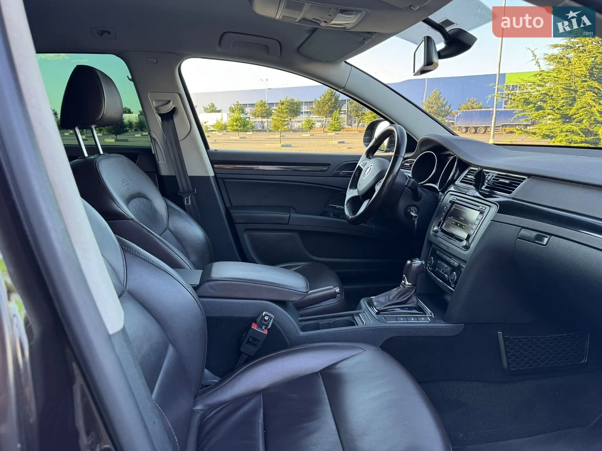 2013 Skoda Superb - мініатюра 25